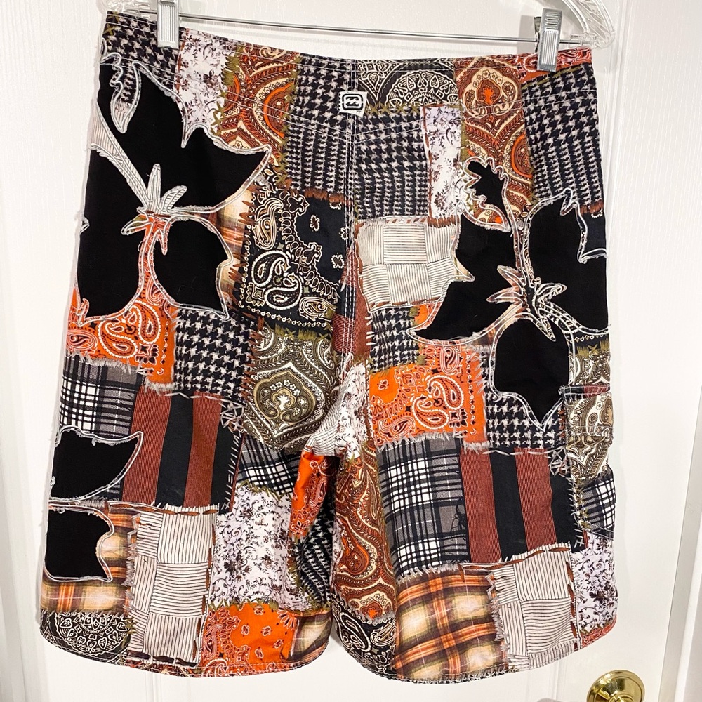 Y2K Billabong Patchwork Hibiscus Board Shorts Vintage Mens 32 Surfer Skater - Picture 3 of 13